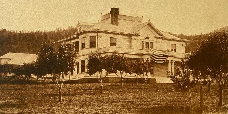 Haunted SOU tour: Ghosts, history and humor at Southern Oregon University