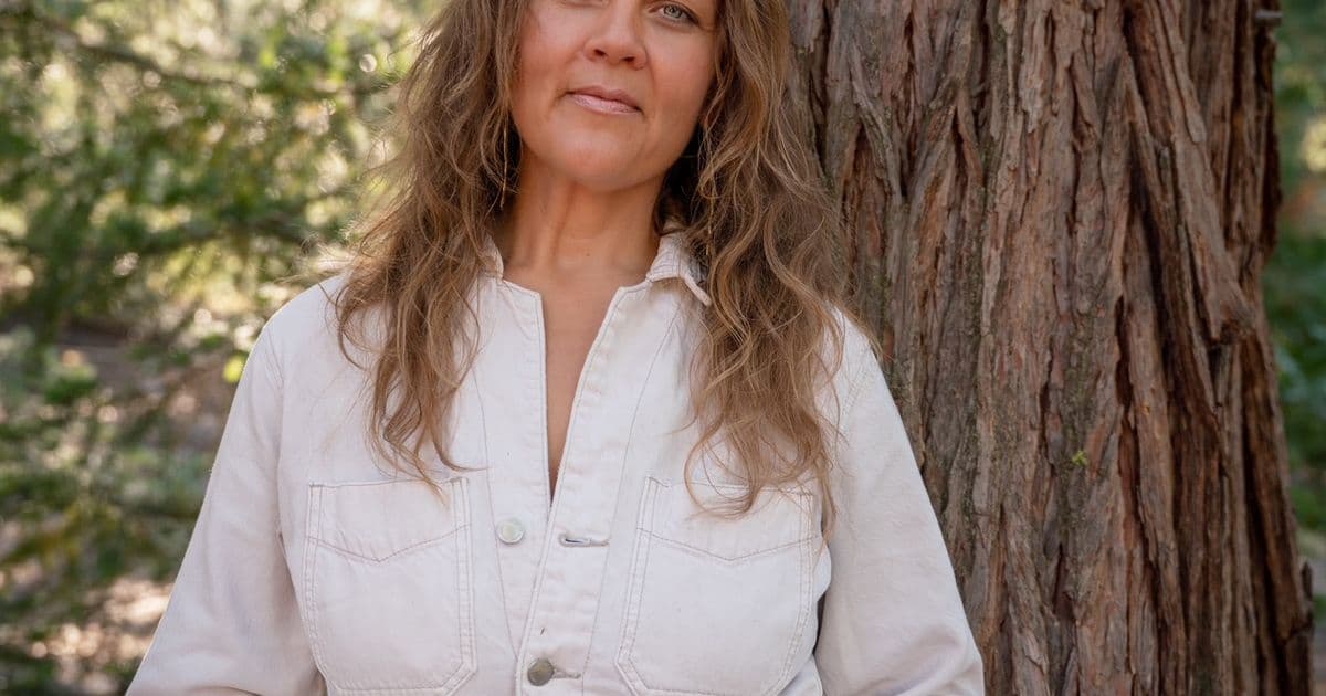 Energetic Sovereignty: How Practical Ways of Relating and Connecting Can Create Radical Health and Life Shifts with Amy Lee