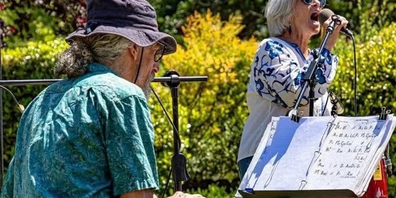 Friday Night Live Music with Sterling Vintage Jazz