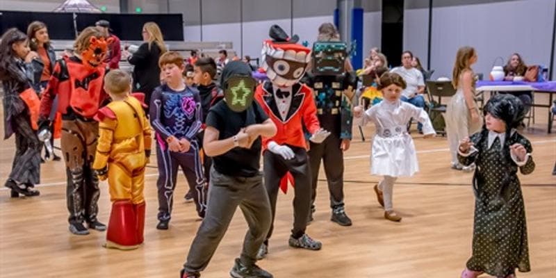 Howl-O-Ween Party